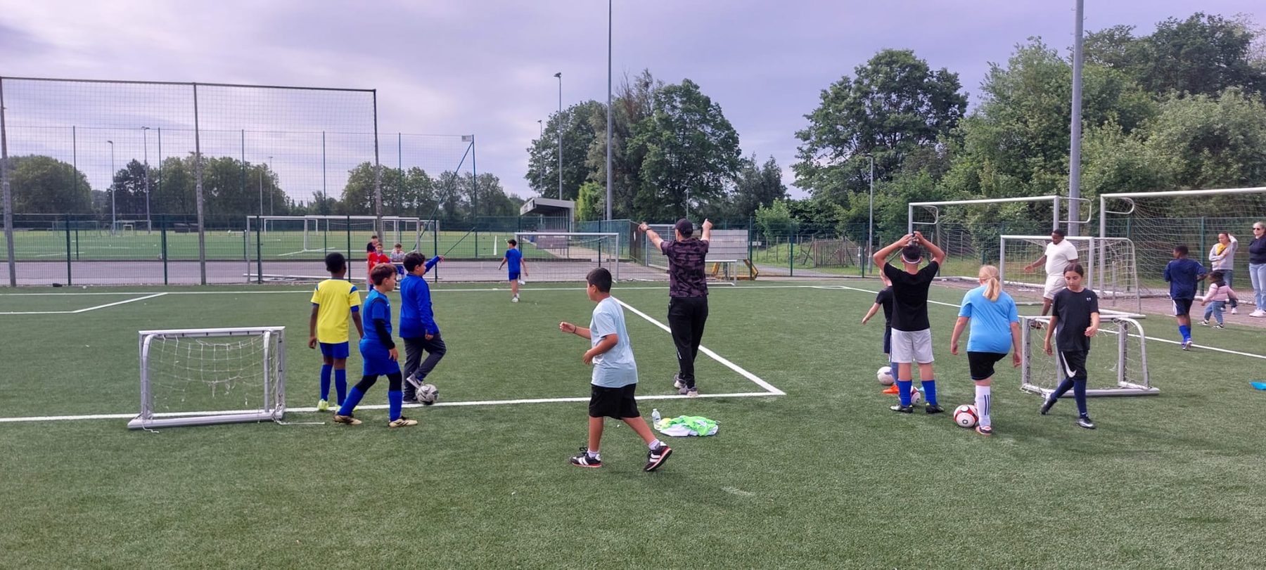 Jeugdtraining op de kleine velden